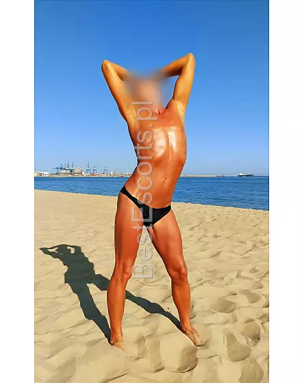 MIAMI LUXURY MODEL