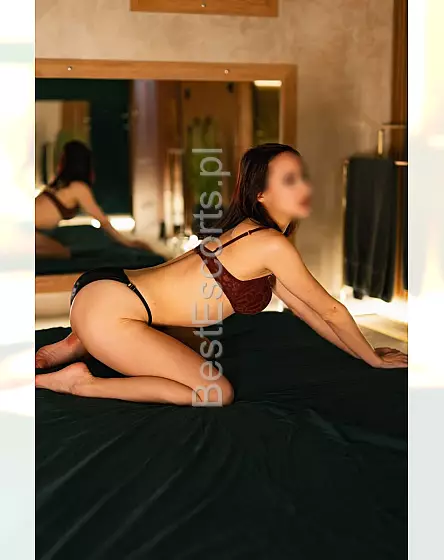 Lana -Blissful Massage