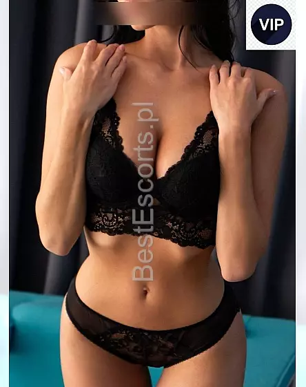 Amara Warsaw Escort