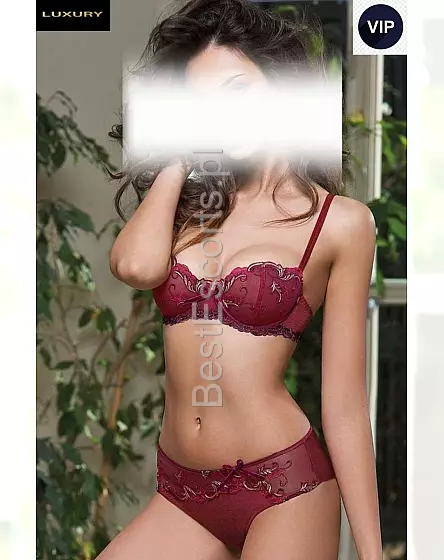 Nina Warsaw Escort
